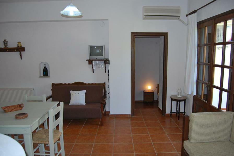 Villa Katerina ปลาตานิอาส ภายนอก รูปภาพ